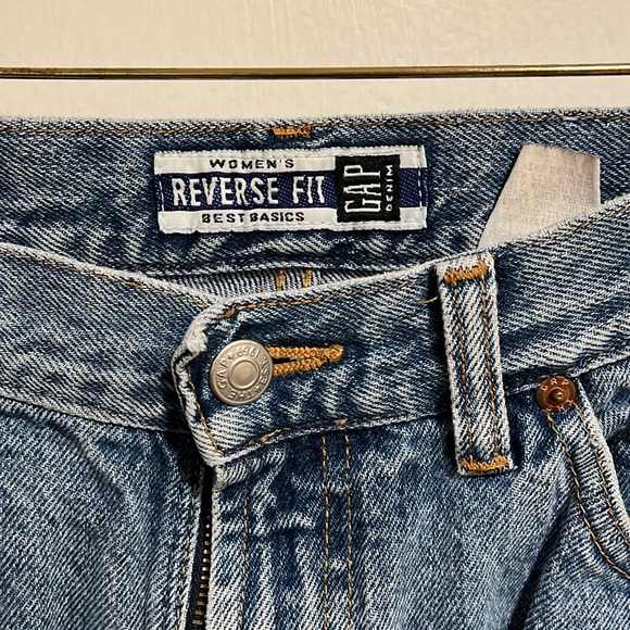 Women’s 12 Reg vintage jeans reverse fit - Picture 2 of 6